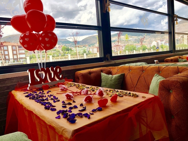 Imagen del bar/restaurante del Kehribar Otel and Cafe Restaurant. Foto 4