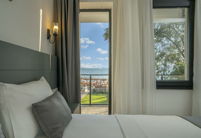 Imagen de la habitación del Kensington Kerdime Beach Hotel. Foto 16