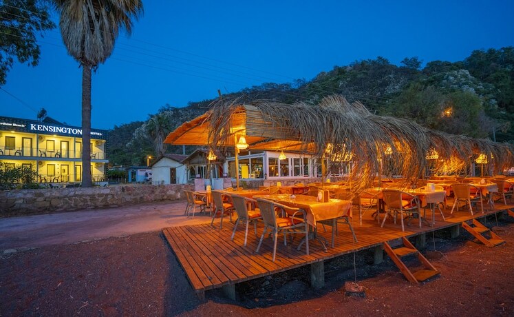 Imagen general del Kensington Kerdime Beach Hotel. Foto 4