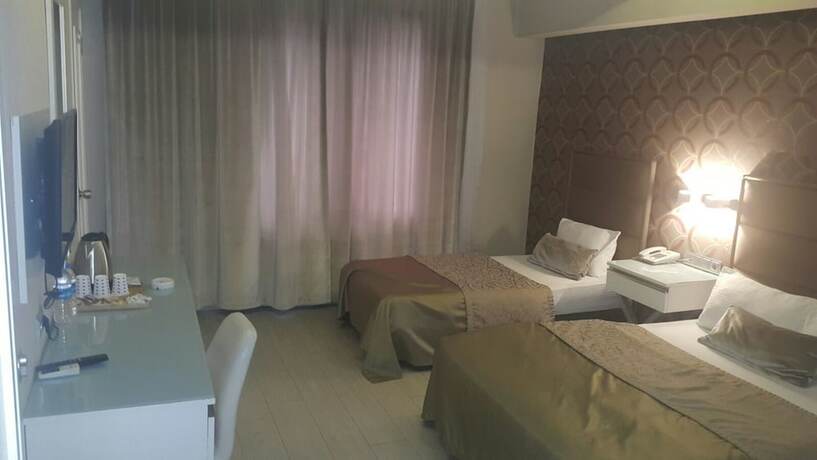 Imagen de la habitación del Kent Otel, Samsun. Foto 17