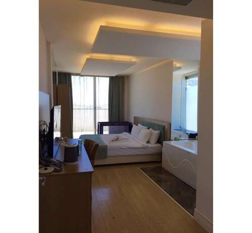 Imagen de la habitación del Kentpark Exclusive Hotel. Foto 11