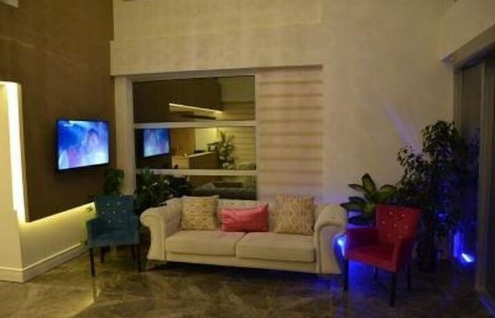 Imagen de los interiores del Kentpark Exclusive Hotel. Foto 17