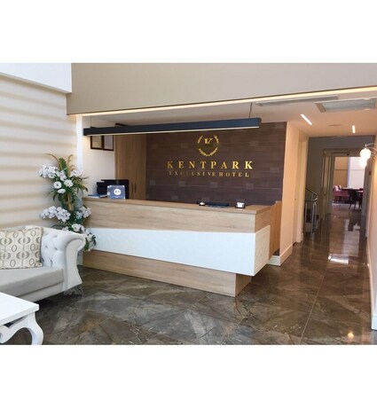 Imagen de los interiores del Kentpark Exclusive Hotel. Foto 18