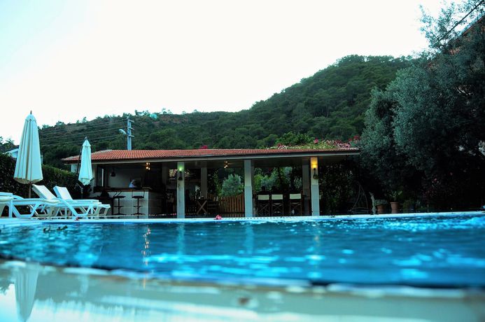 Imagen de la piscina del Kerem Apart Hotel Gocek. Foto 19