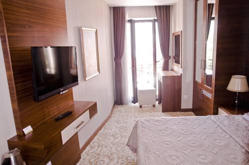 Imagen de la habitación del Kerimbey Hotel. Foto 5