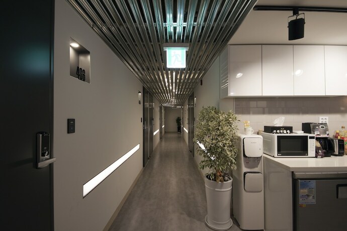 Imagen de los interiores del K-guesthouse Myeongdong 4. Foto 17