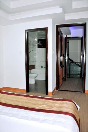 Imagen de la habitación del Khach San Yen Phu. Foto 21