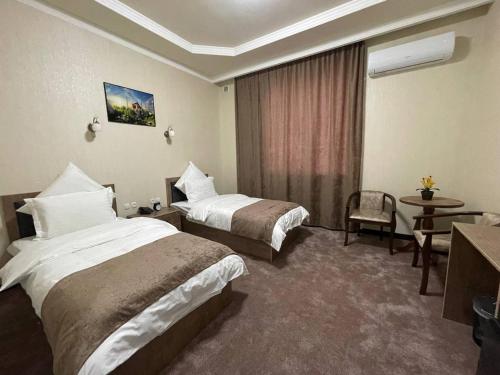Imagen de la habitación del Khan Palace Hotel. Foto 15
