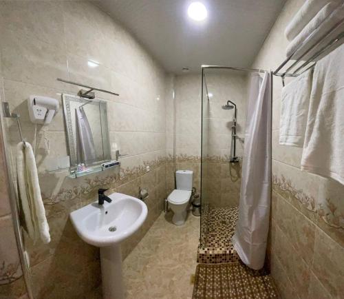 Imagen de la habitación del Khan Palace Hotel. Foto 16