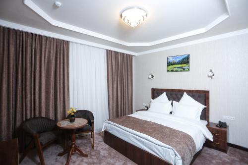 Imagen de la habitación del Khan Palace Hotel. Foto 17