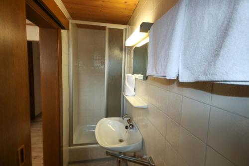 Imagen de la habitación del Kia Ora Hotel Restaurant. Foto 4