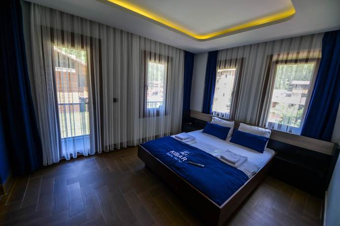 Imagen de la habitación del Kibar Suite Hotel. Foto 10