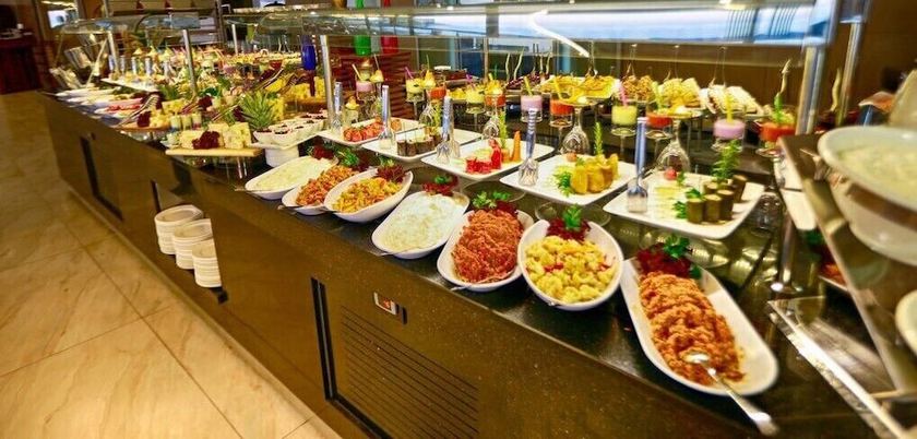 Imagen del bar/restaurante del Kinalikaya Hotel, Kusadasi. Foto 5