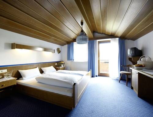 Imagen de la habitación del Kinderhotel L&auml;rchenhof. Foto 6