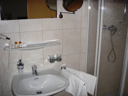 Imagen de la habitación del Kinderhotel L&auml;rchenhof. Foto 12