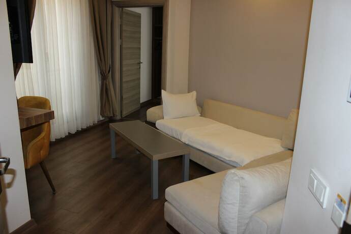 Imagen de la habitación del King City Hotel. Foto 11
