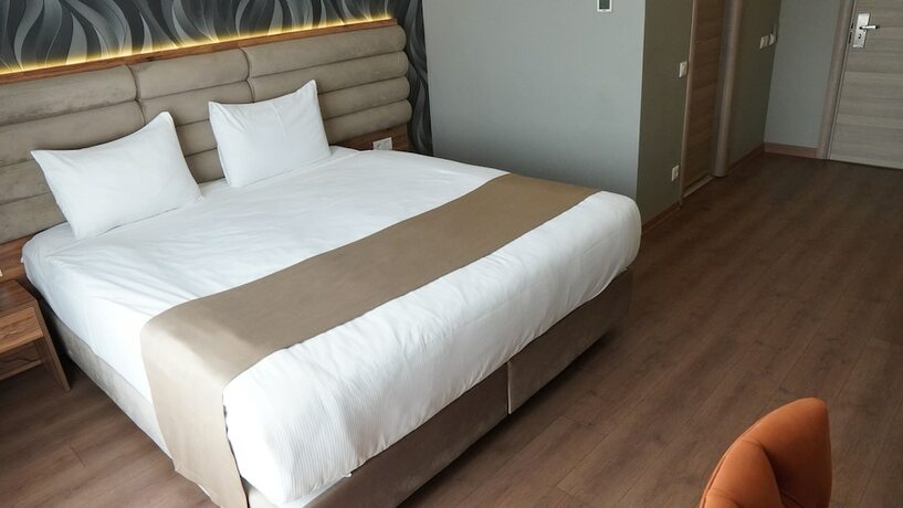 Imagen de la habitación del King City Hotel. Foto 16