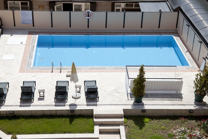 Imagen de la piscina del King Hotel Guvenlik. Foto 11