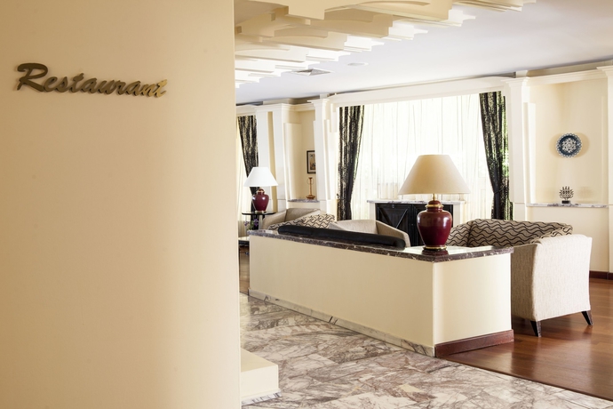 Imagen de los interiores del King Hotel Guvenlik. Foto 10