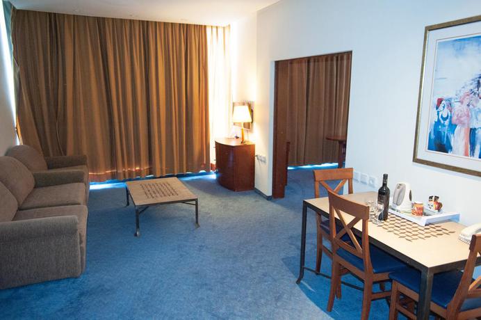 Imagen de la habitación del King Solomon Hotel Tiberias. Foto 7