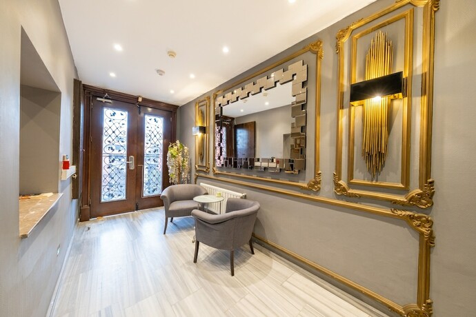 Imagen general del King Suits Hotel. Foto 11