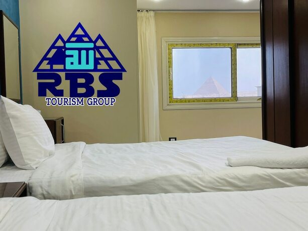 Imagen general del King tout pyramid. Foto 1