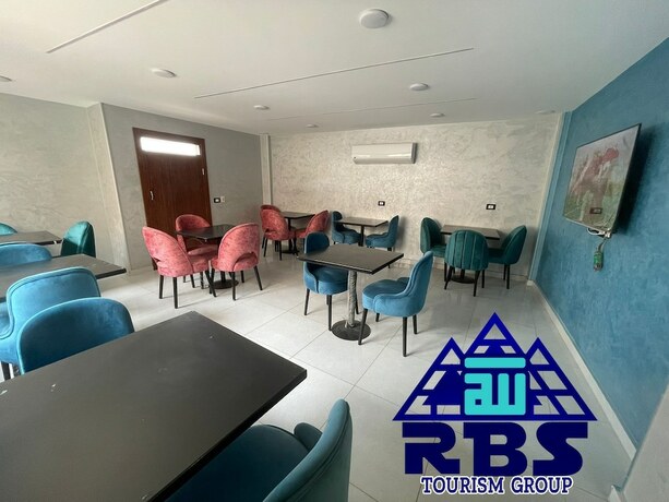 Imagen general del King tout pyramid. Foto 14