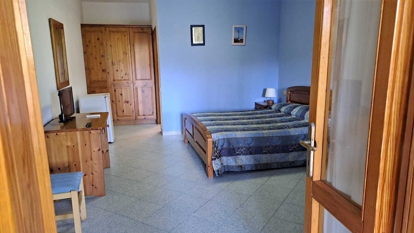 Imagen de la habitación del King\'s Hotel. Foto 7