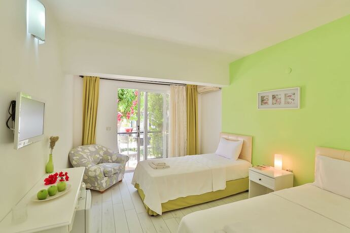 Imagen de la habitación del Kiraz Otel. Foto 17