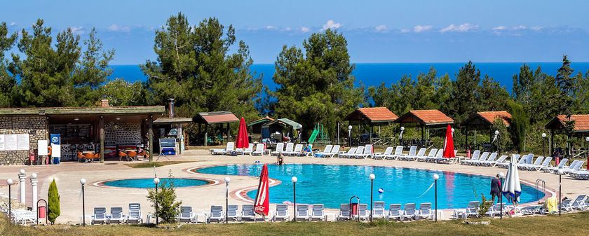 Imagen de la piscina del Kirazlar Garden Hotel. Foto 20