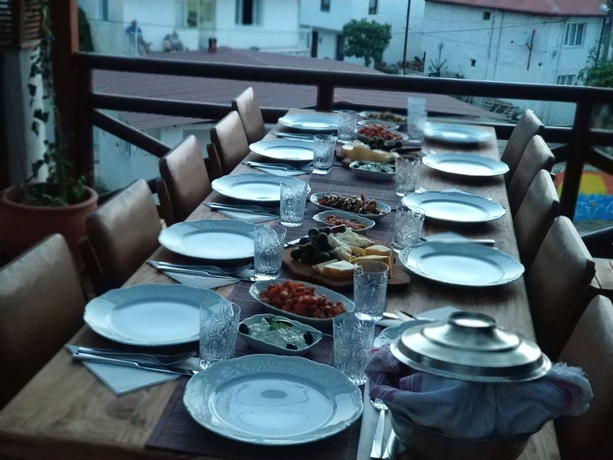 Imagen del bar/restaurante del Kirazli Sultan Konak. Foto 11