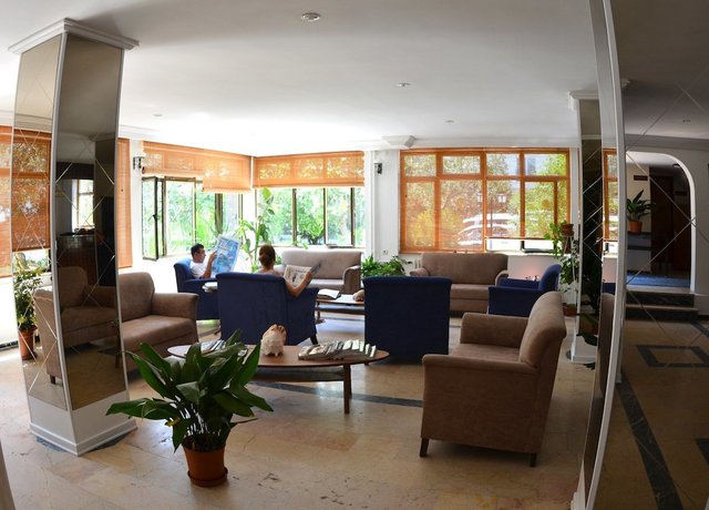 Imagen de los interiores del Kirtay Hotel. Foto 17
