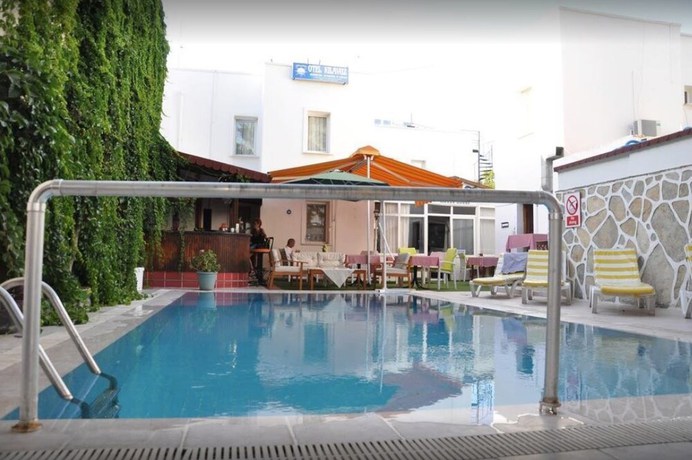 Imagen de la piscina del Kılavuz Otel. Foto 16