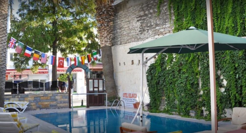 Imagen de la piscina del Kılavuz Otel. Foto 17