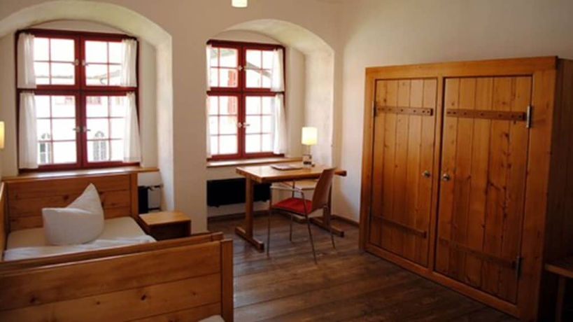 Imagen de la habitación del Kloster Heiligkreuztal Tagungshaus. Foto 9