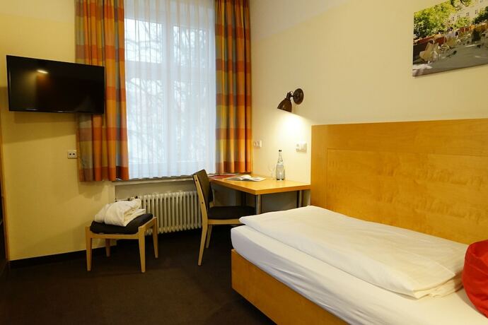 Imagen de la habitación del Klosterbr&auml;uhaus Ursberg. Foto 17
