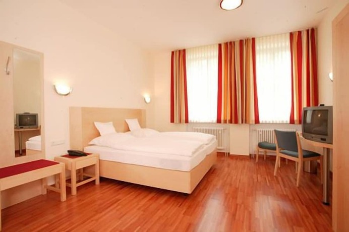 Imagen de la habitación del Klosterbr&auml;uhaus Ursberg. Foto 18