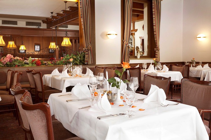 Imagen del bar/restaurante del Kneipp- Kur- und Tagungshotel Luitpold. Foto 3