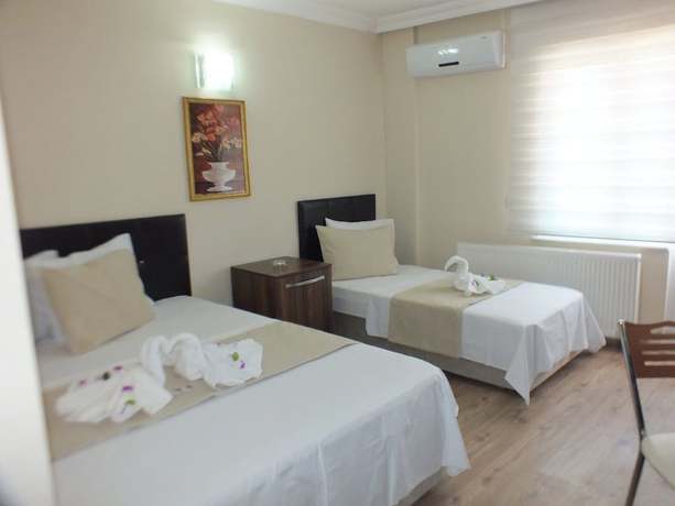 Imagen de la habitación del Koc Hotel. Foto 2