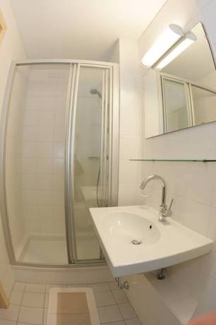 Imagen de la habitación del Kolpinghaus Bolzano. Foto 4