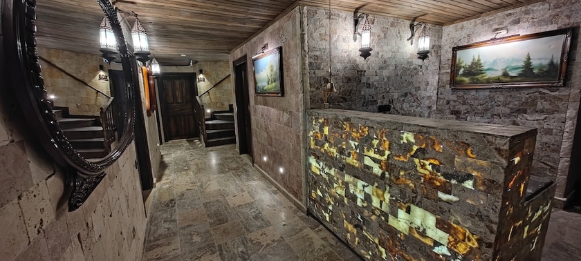 Imagen de los interiores del Konak Esila Pansiyon. Foto 16