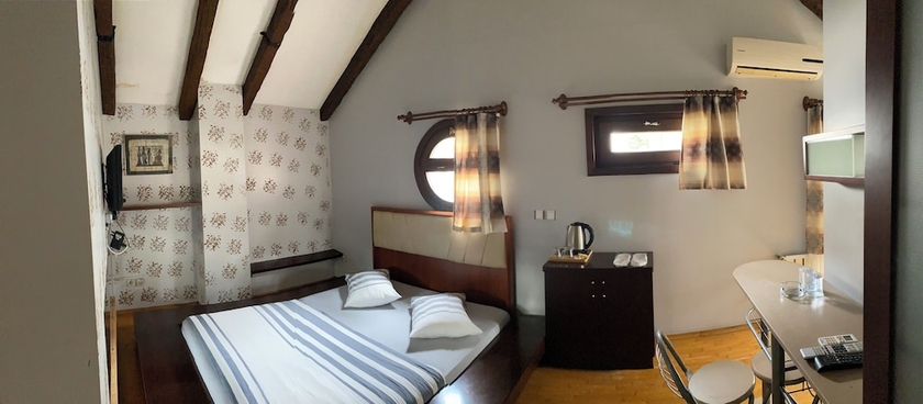 Imagen de la habitación del Konak Hotel Tuzla. Foto 2