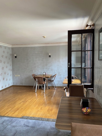 Imagen de los interiores del Konak Hotel Tuzla. Foto 15