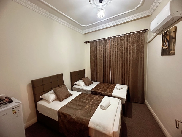 Imagen de la habitación del Konak Otel Suri&ccedil;i. Foto 11