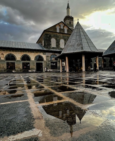 Imagen general del Konak Otel Suri&ccedil;i. Foto 3