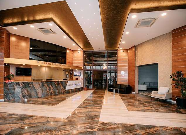 Imagen de los interiores del Konak Park Hotel. Foto 15