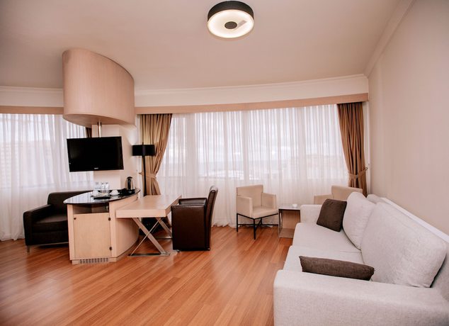 Imagen de la habitación del Konak Park Hotel. Foto 7