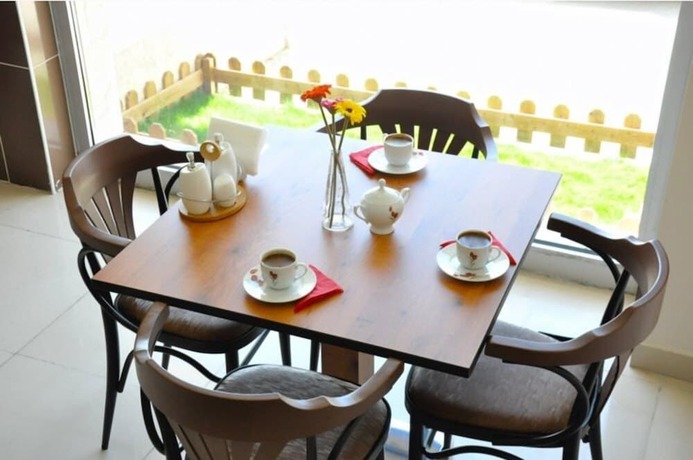Imagen del bar/restaurante del Konuk Hotel, Gerede. Foto 4