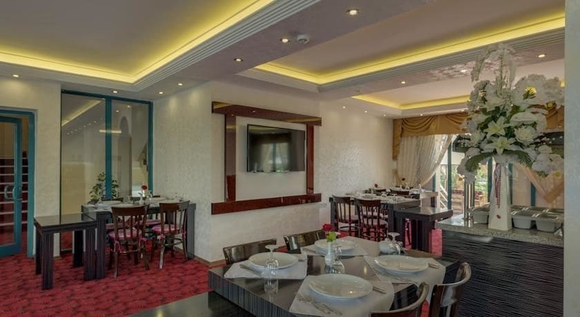 Imagen del bar/restaurante del Konya6 Elit Hotel. Foto 5