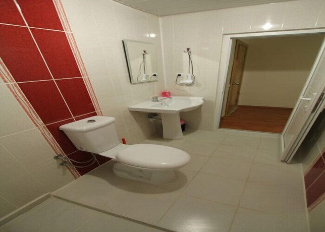 Imagen de la habitación del Koprucu Hotel. Foto 11
